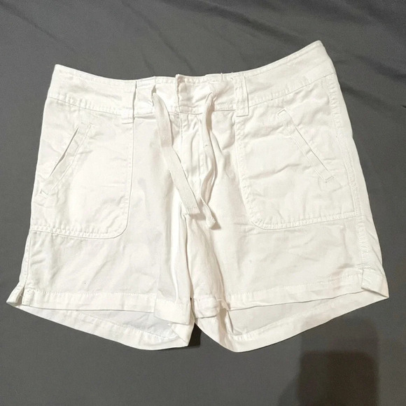 Magellan Women’s White Drawstring Shorts 5” with Pockets Size 12‎ - Picture 1 of 7